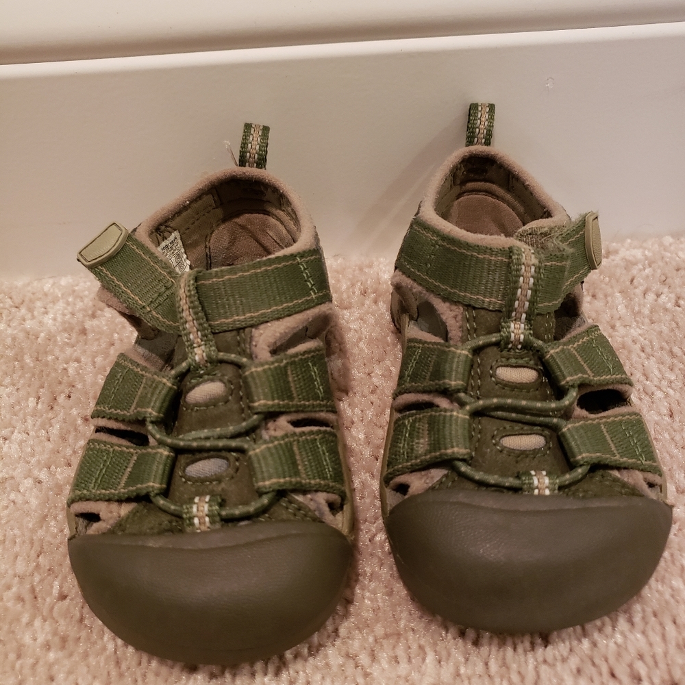 Keen Sandals Toddler size 6